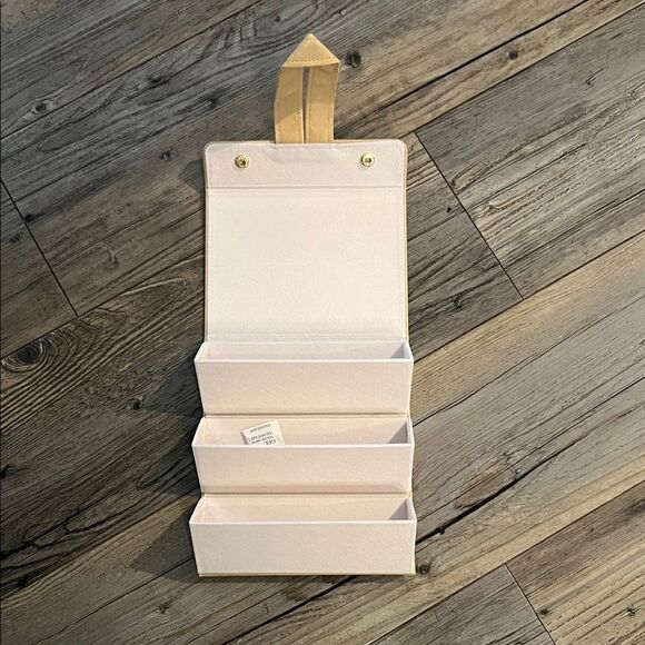 Sancia Tan Glasses Case - Picture 3 of 4